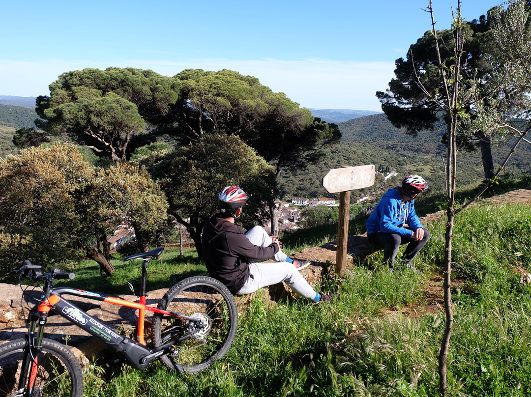 eBike Aracena-Sierra de Aracena and Picos de Aroche Natural Park必去景点