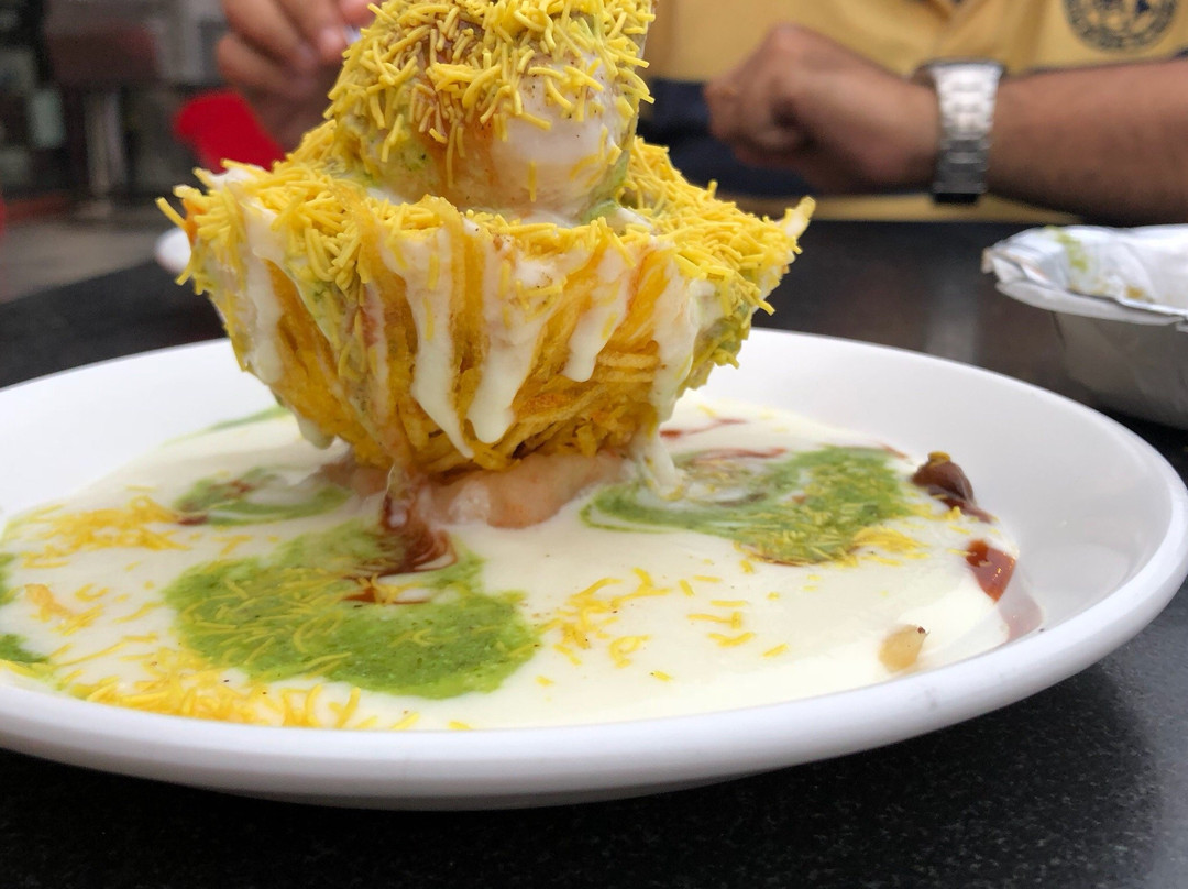 Lakhman Khedi餐馆和美食-Sharma Namkeen Bhandar