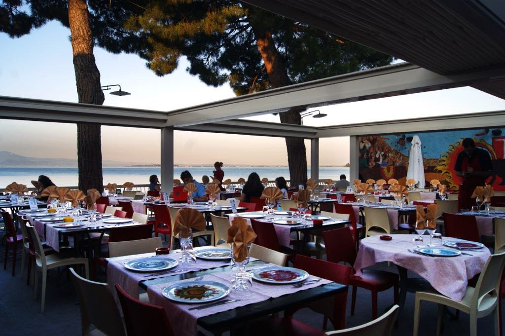 Padenghe sul Garda餐馆和美食-Restaurante Taperia Cerveceria Ole