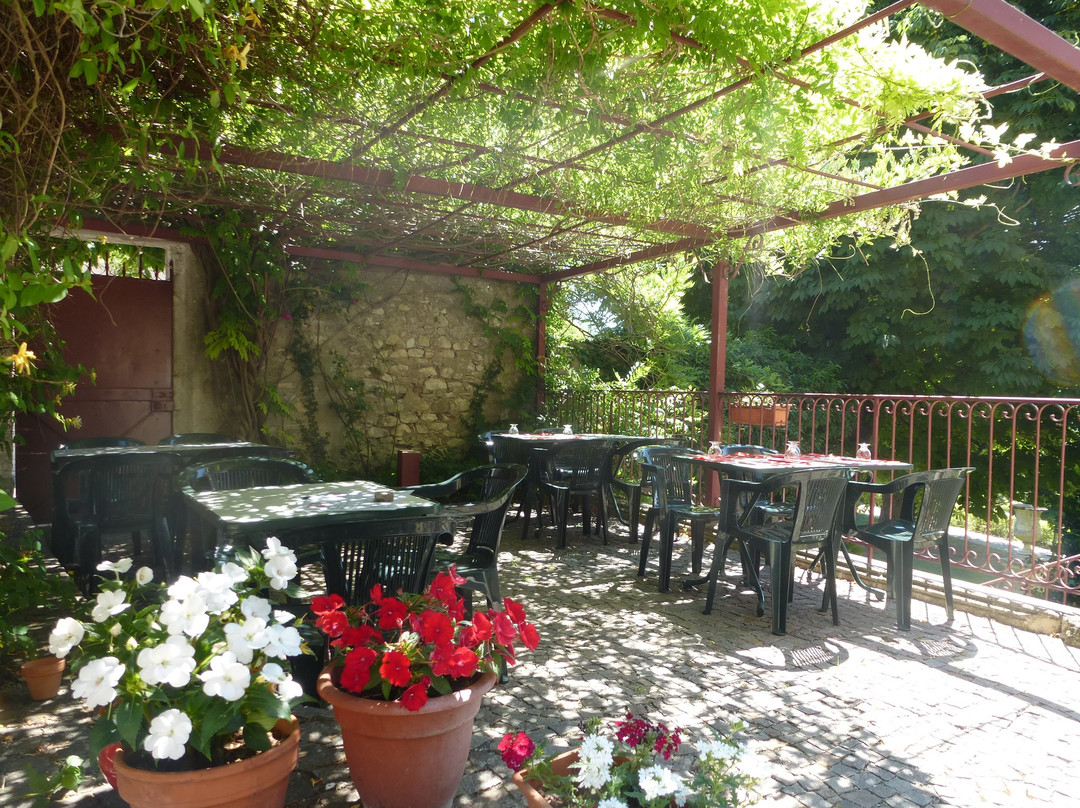 La Roche-des-Arnauds餐馆和美食-Le Patio Gourmand
