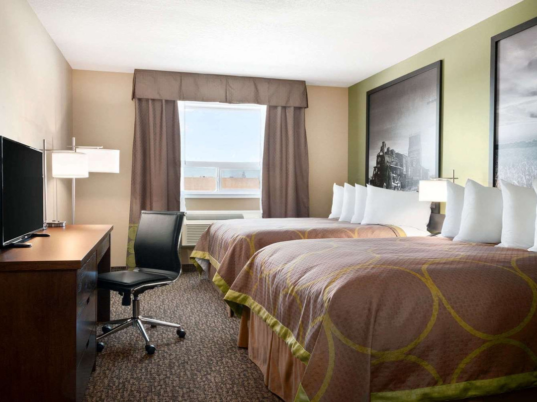 Super 8 by Wyndham Regina主图