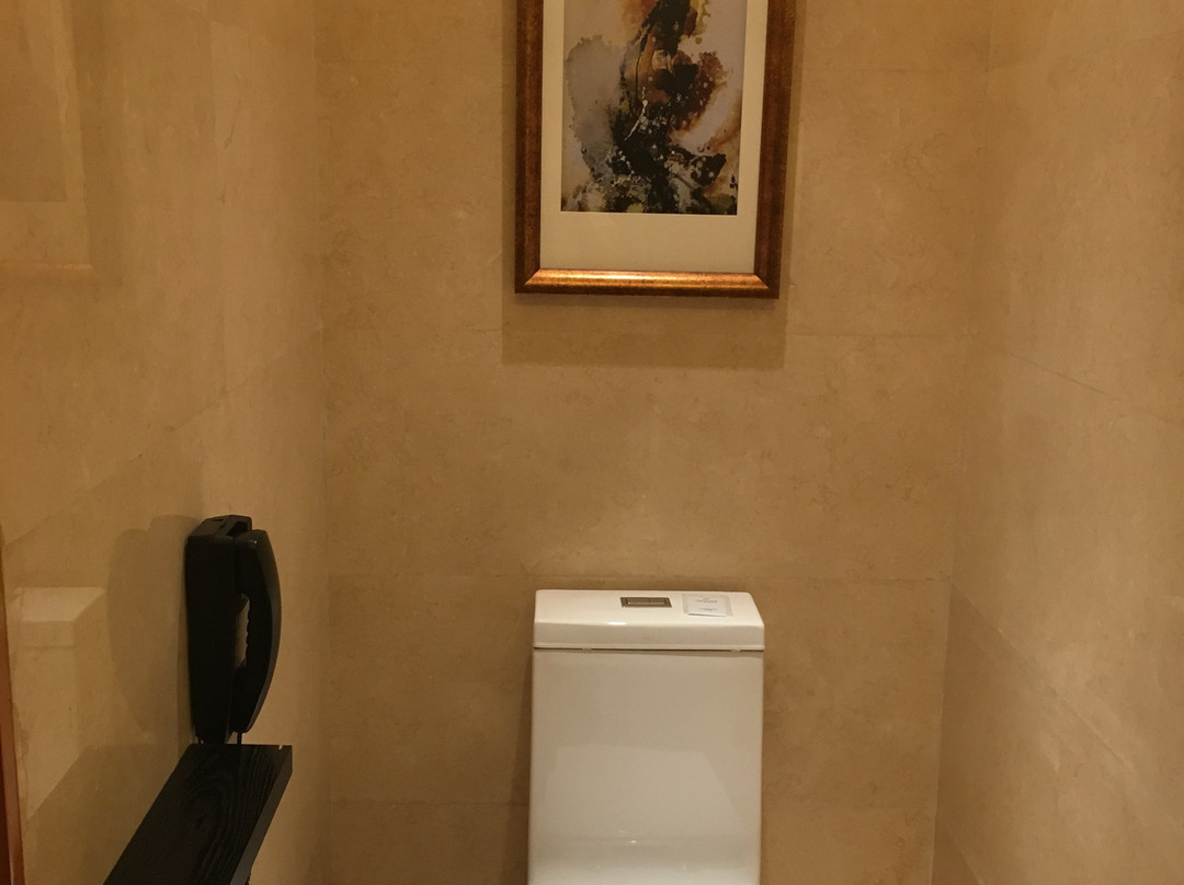 巨华嘉禧酒店主图