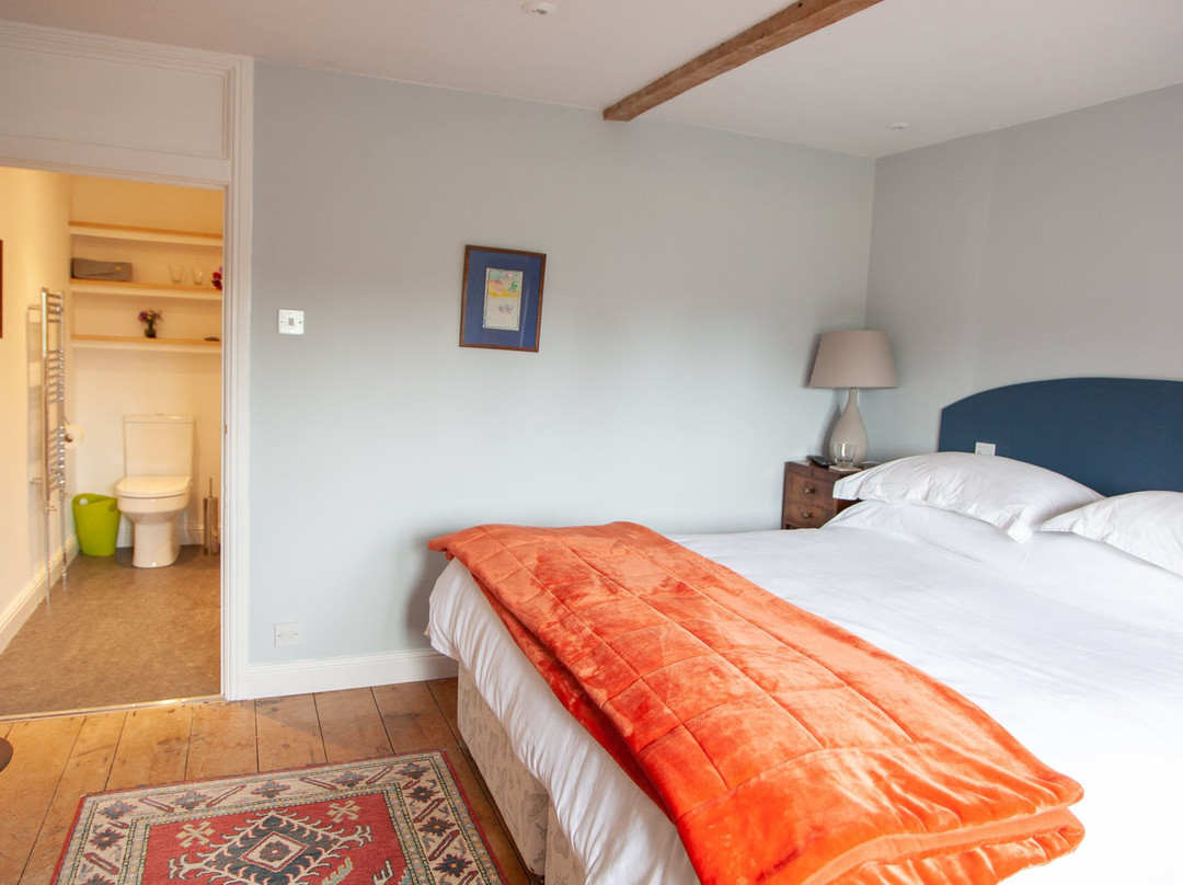 Newchester Farmhouse B&B主图