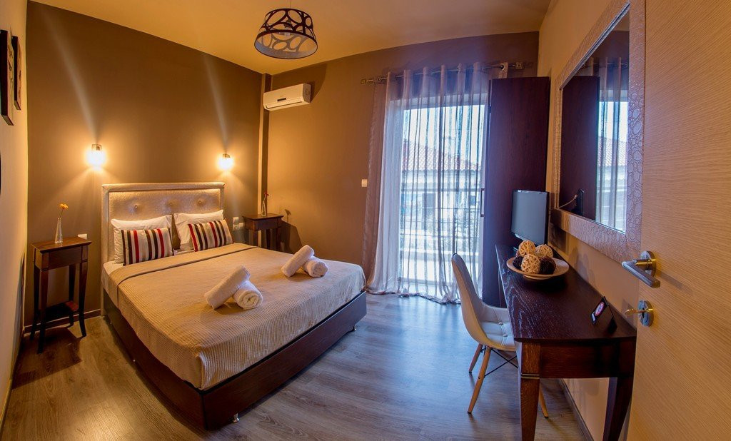 Elena Studios and Apartments主图