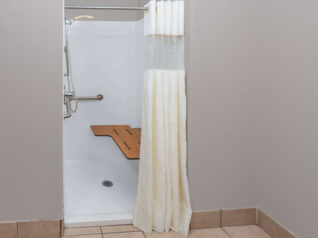 Days Inn by Wyndham Galliano la主图