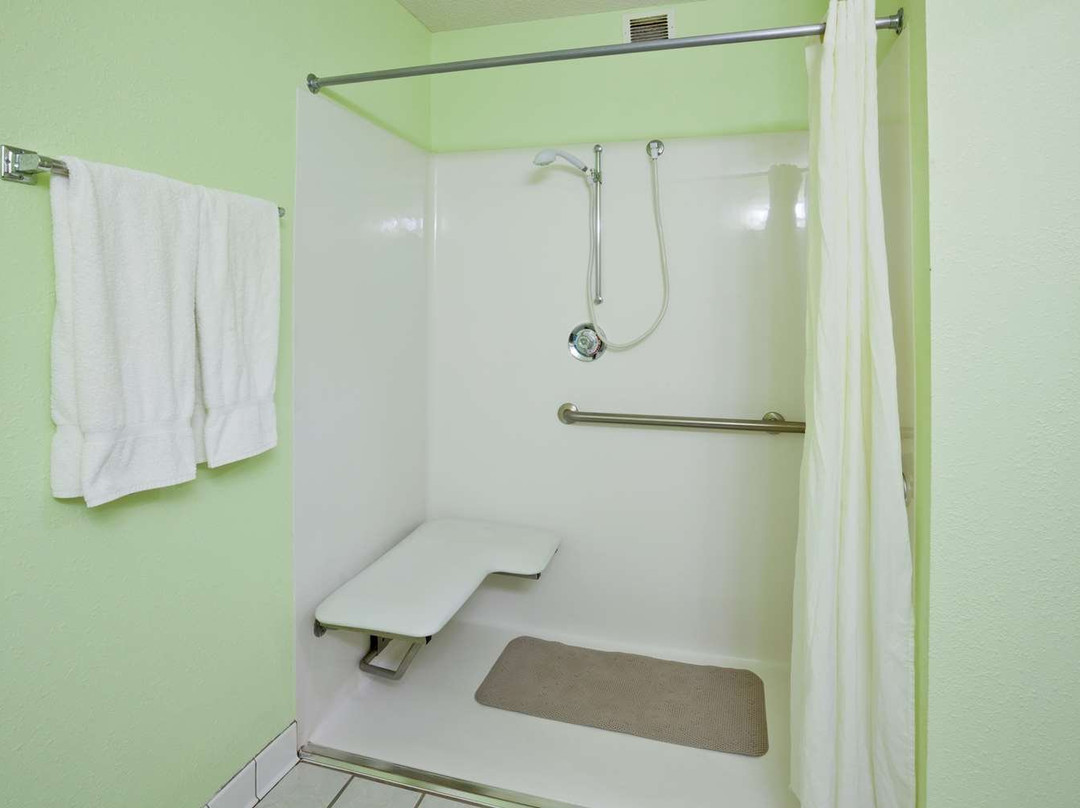 GrandStay Hotel & Suites Waseca主图