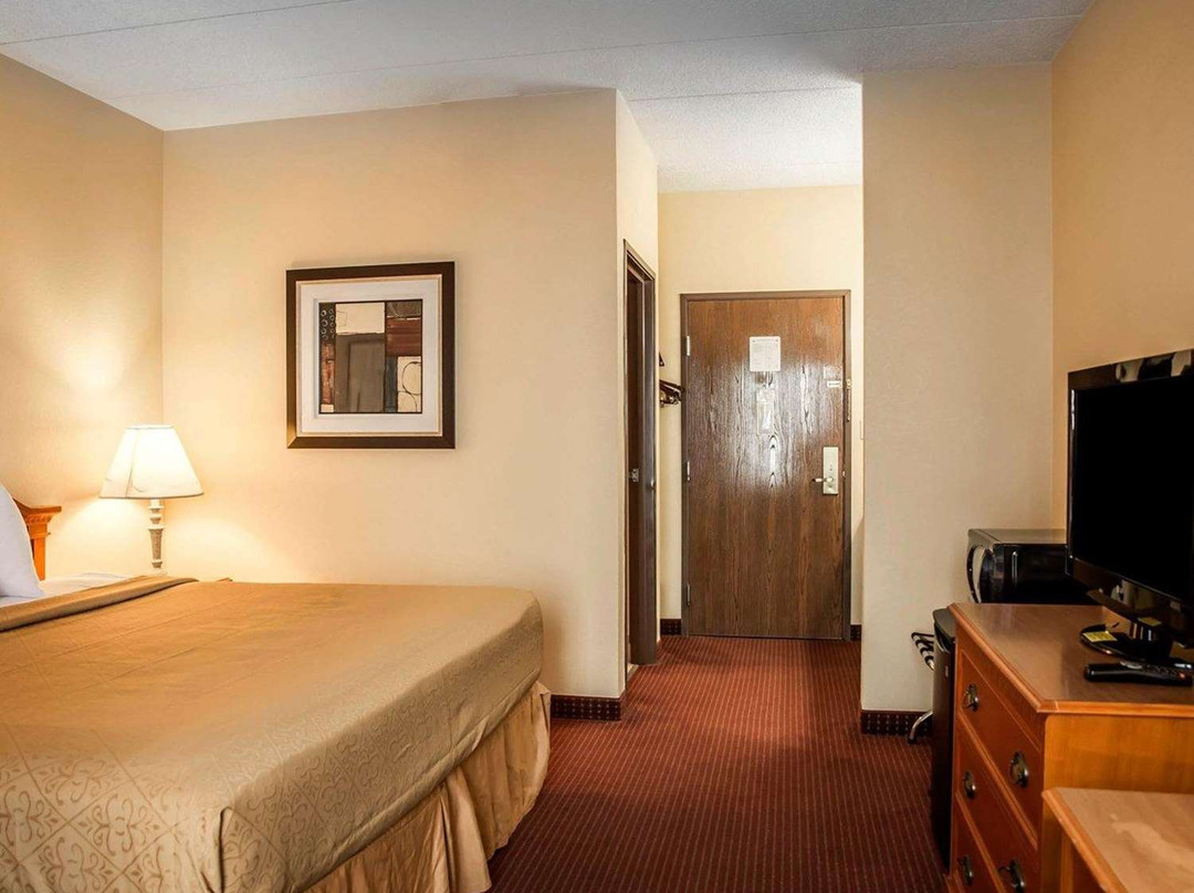 Quality Inn & Suites CVG Airport主图