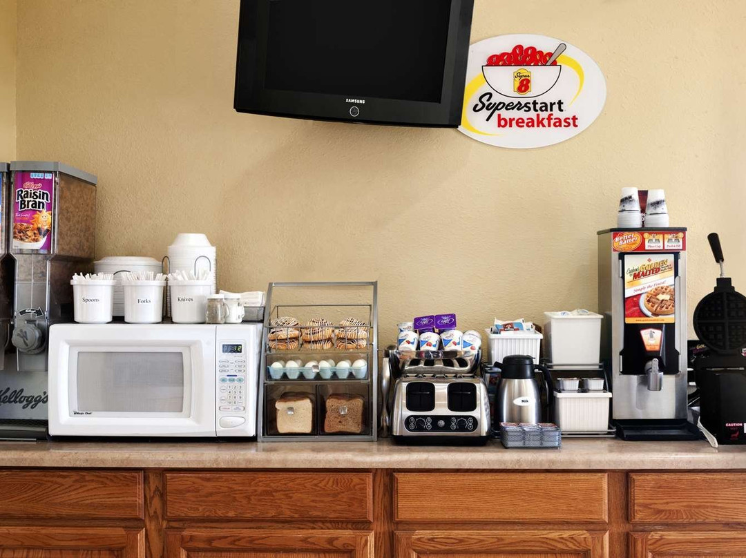 Super 8 by Wyndham Effingham主图