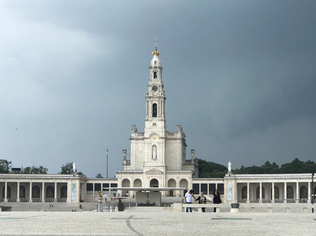 Basilica Of The National Shrine Of Our Lady Of Fatima景点图片