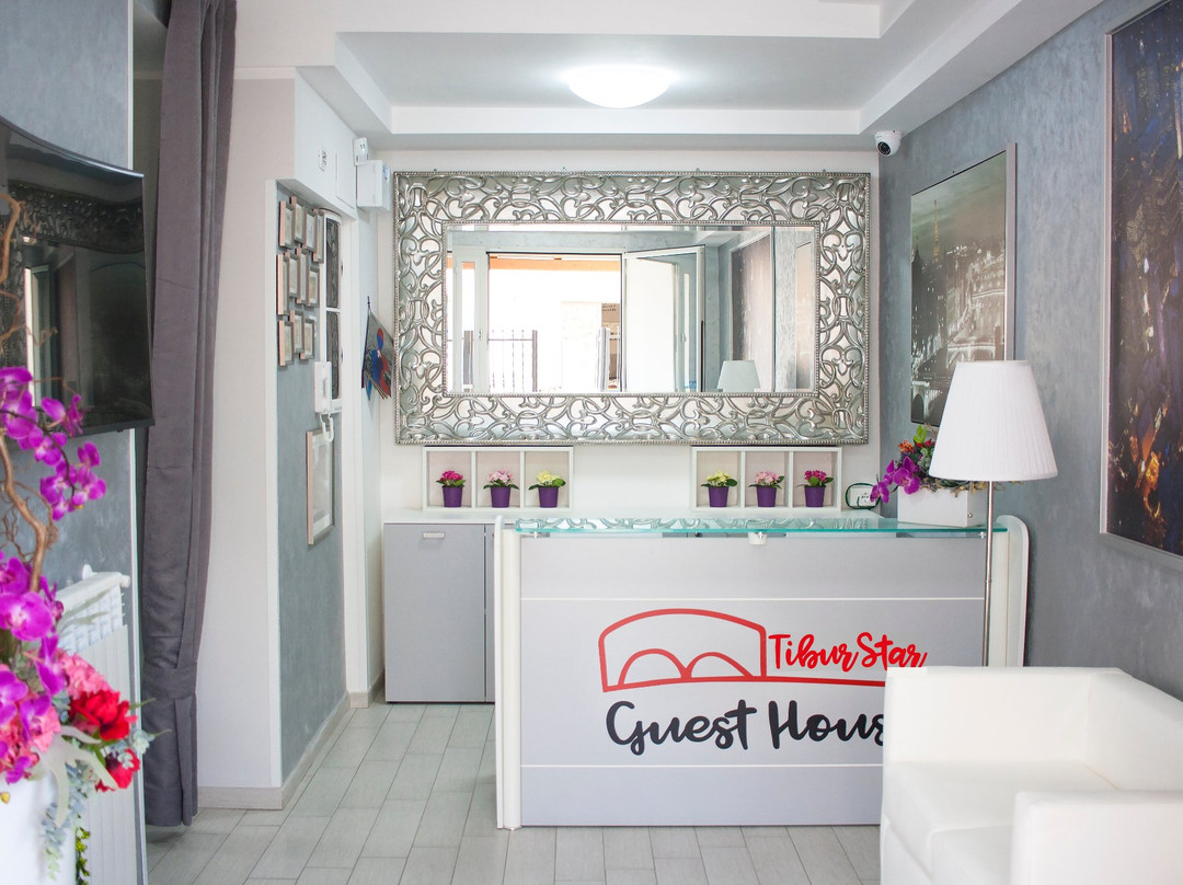 Tibur Star Guest House主图