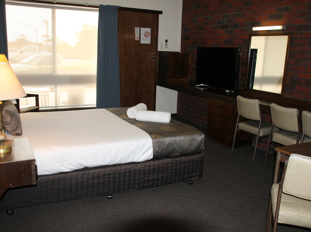 Hi-Way 8 Motor Inn主图