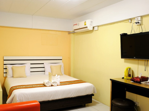 Rapeepong Hotel主图