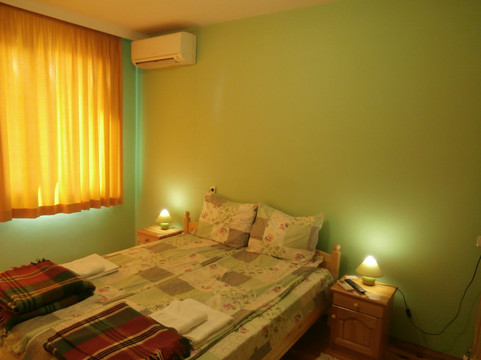 Apartments in House Silent Nature主图