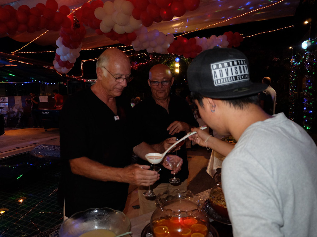 Souan Son Beach Resort & Restaurant主图