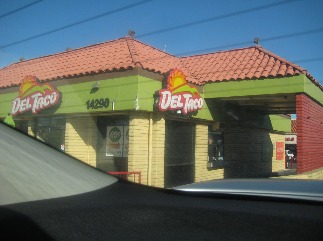 Del Taco