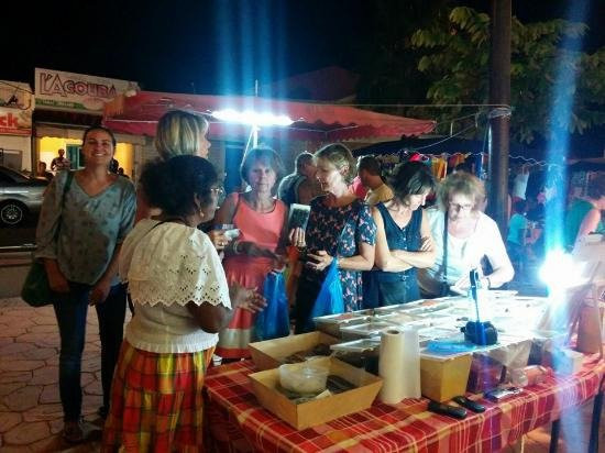 Marche Nocturne de Saint Francois-Saint Francois必去景点