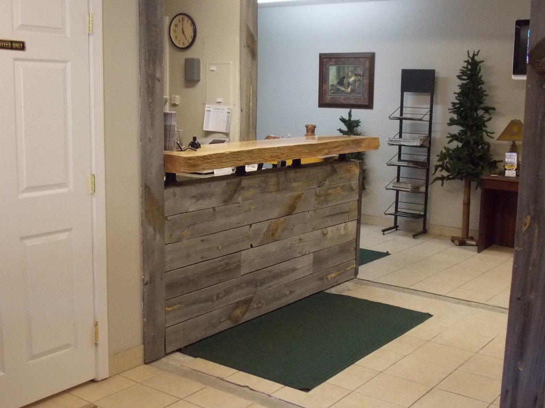 Vintage Lakeside Inn主图