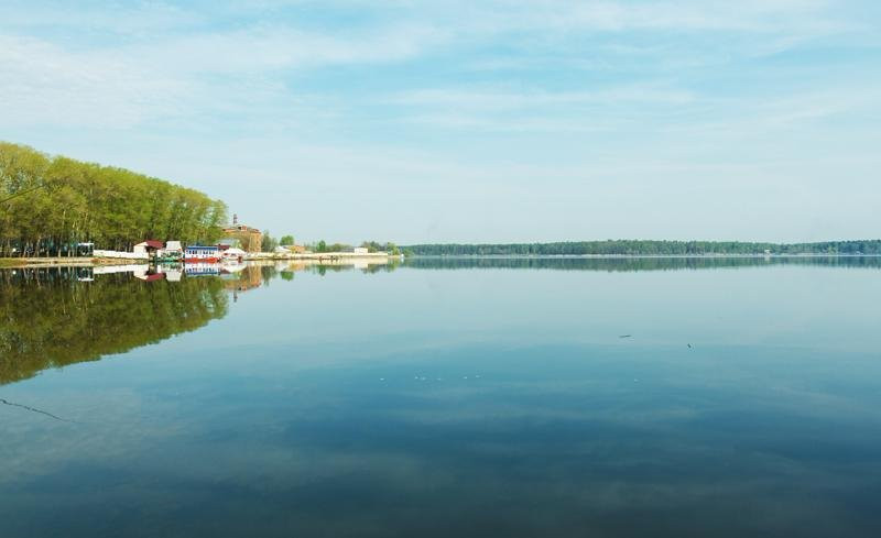 Senezh Lake景点图片