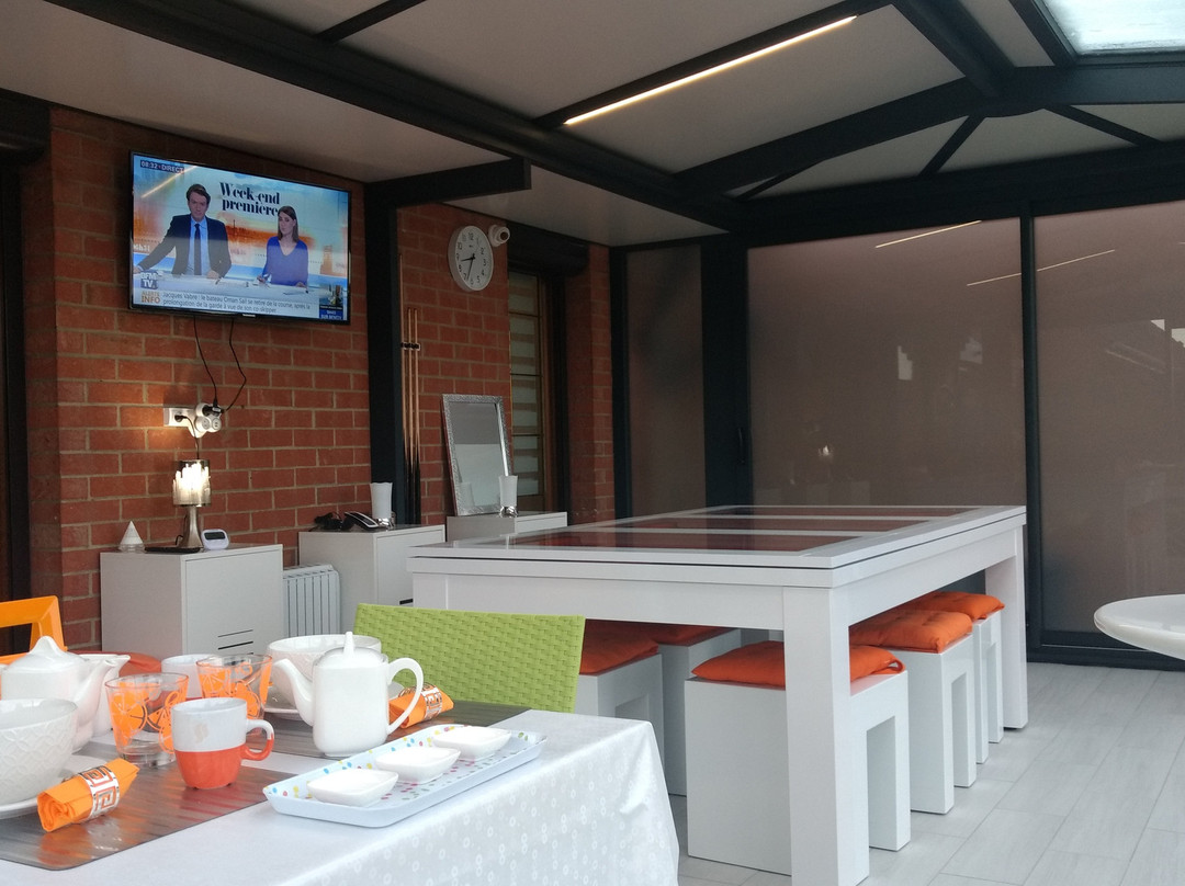 B&B MycolorHouse