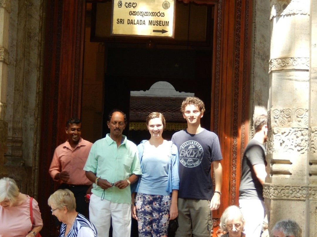 Rangit Lanka-斯里贾亚瓦德纳普拉必去景点