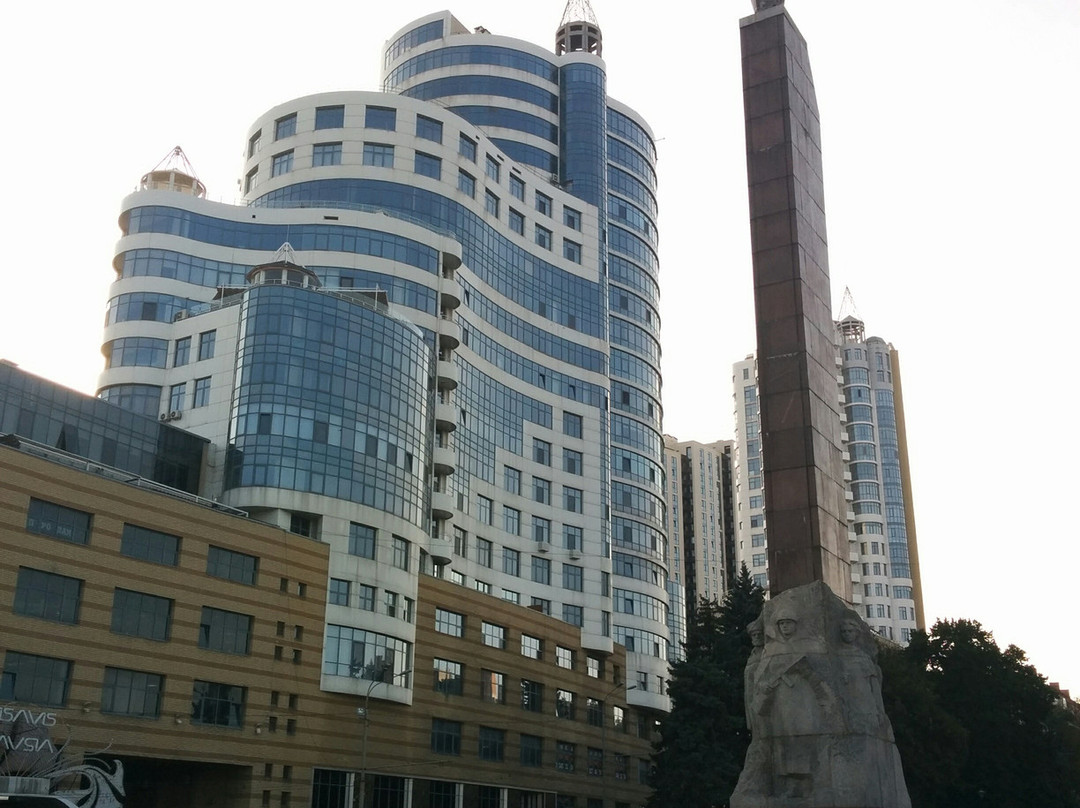 Eternal Glory Memorial景点图片