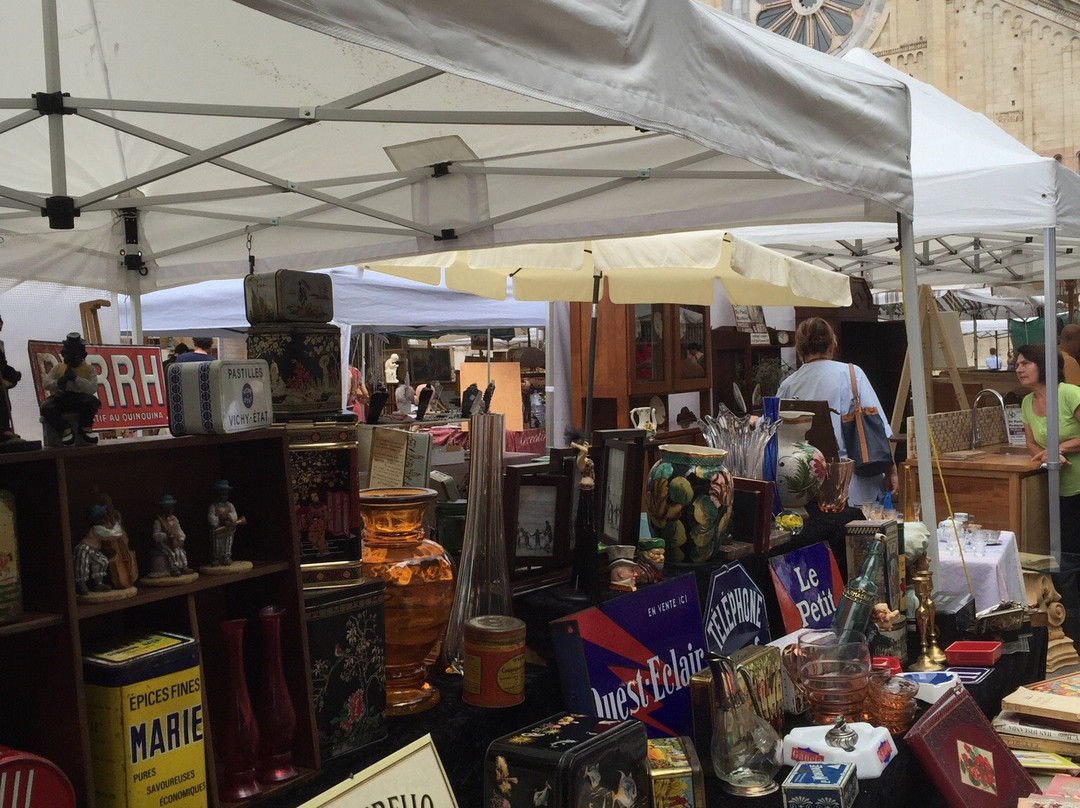 Mercato Dell'Antiquariato e Del Collezionismo-维罗纳必去景点