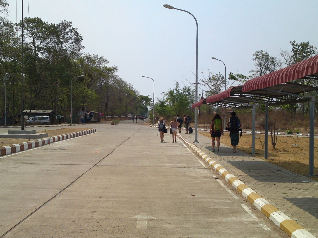Stung Treng Border Crossing Station景点图片