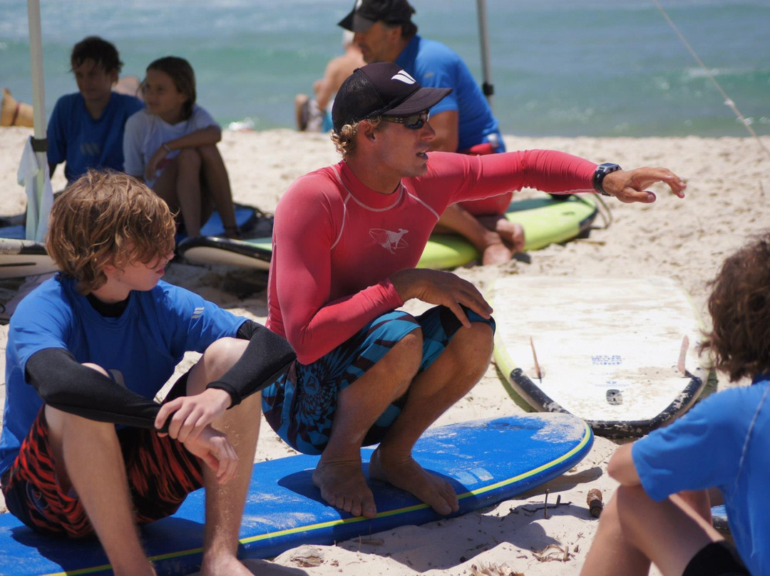In2Surf Surf School景点图片