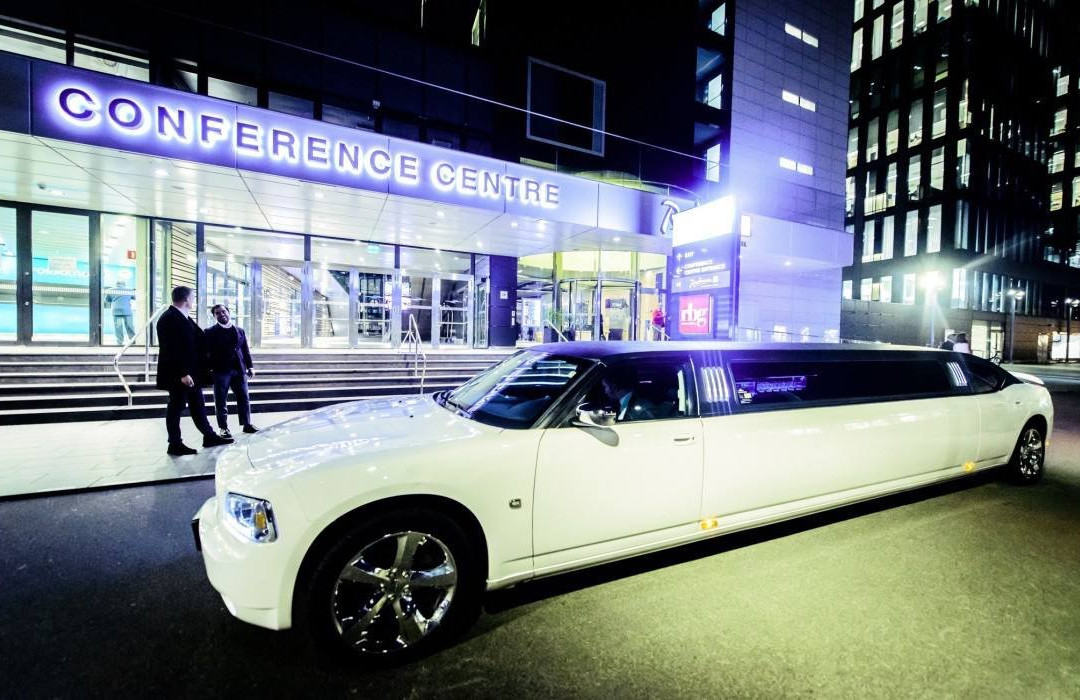 Crownlimo-Nacka必去景点