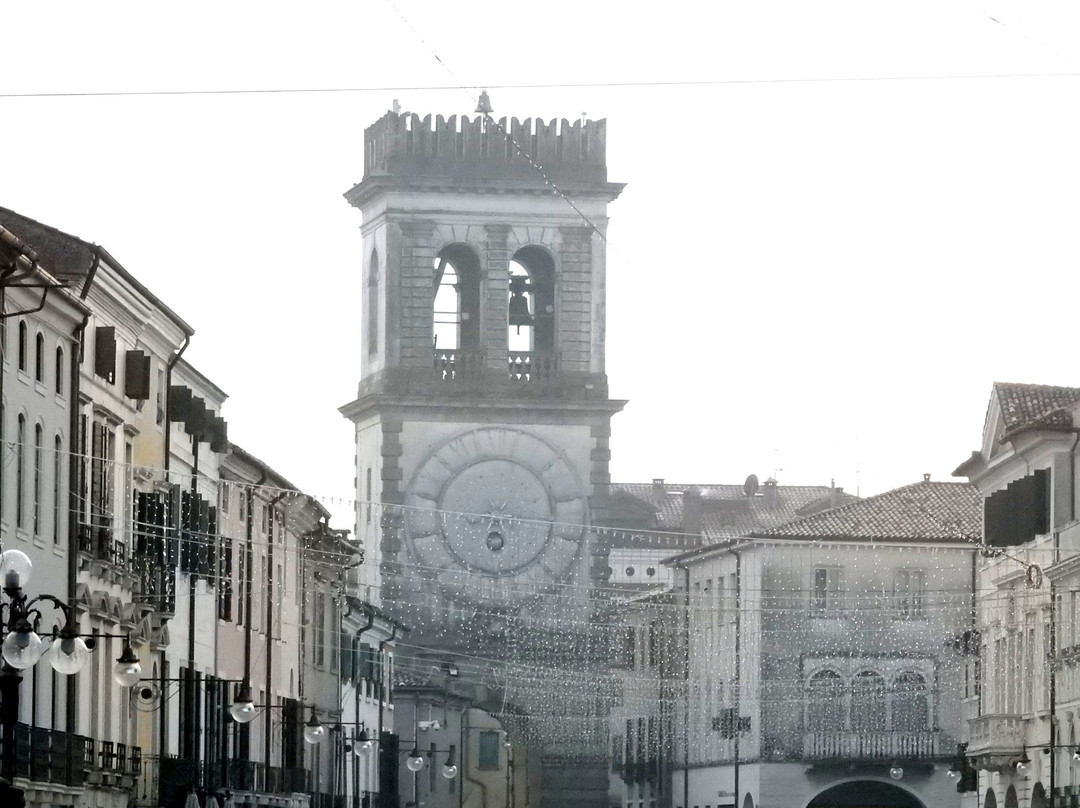 Porta Vecchia o Torre Civica景点图片