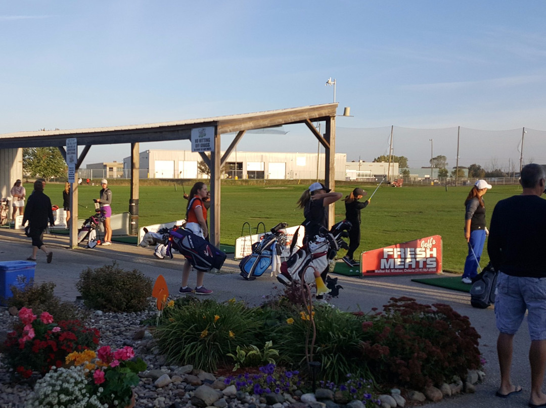 Silver Tee Indoor Golf-温莎堡必去景点