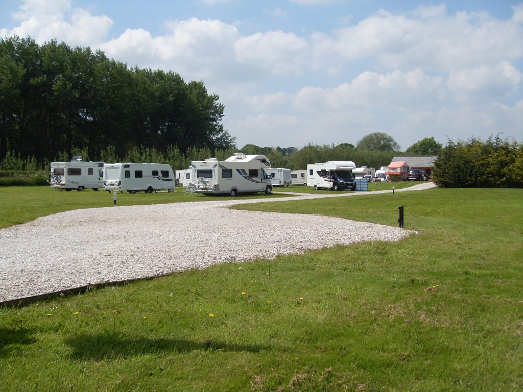 Sunny Oak Caravan Park