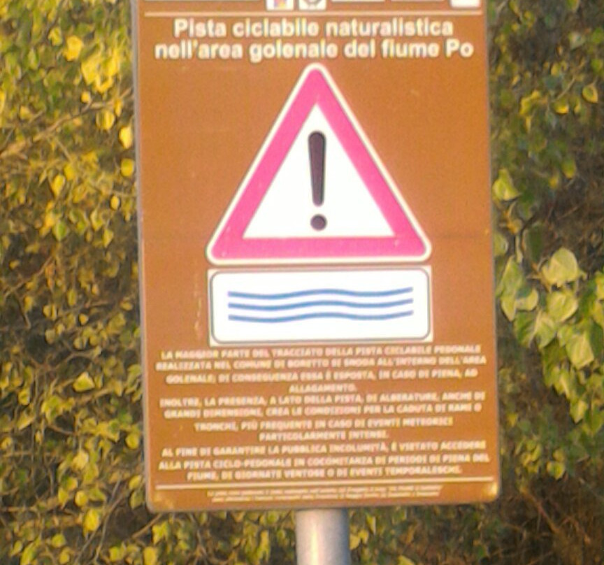 Lago Enza Morta景点图片