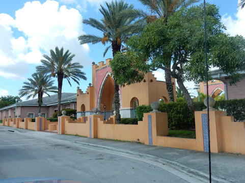 Opa-locka Historic City Hall-Opa Locka必去景点