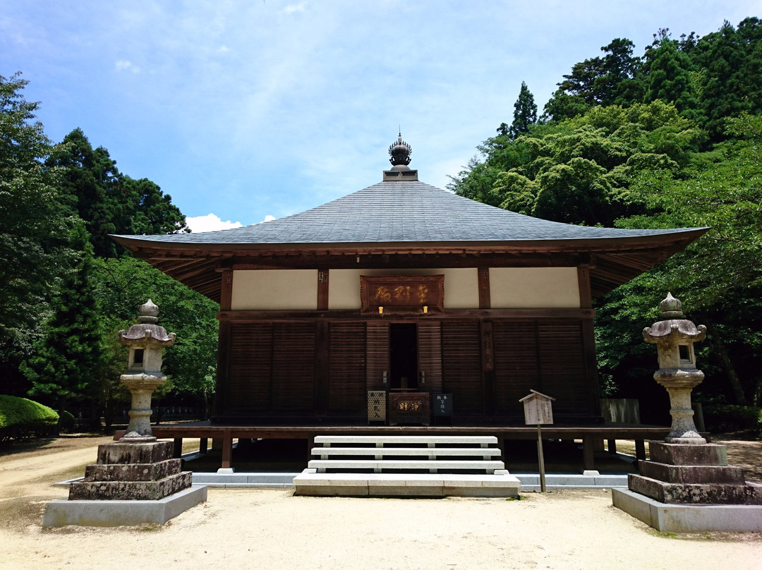 Hashikuraji Temple景点图片