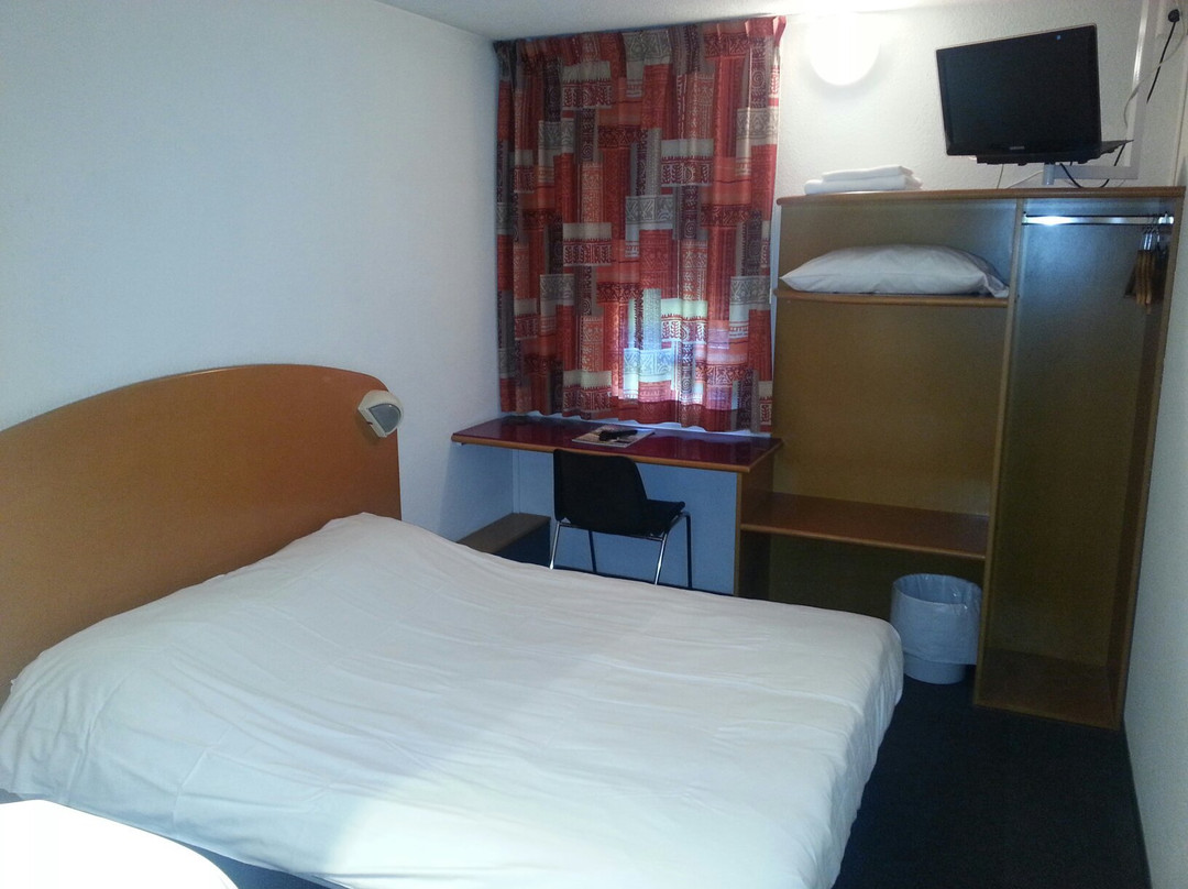 快速宫殿沃格兰酒店主图