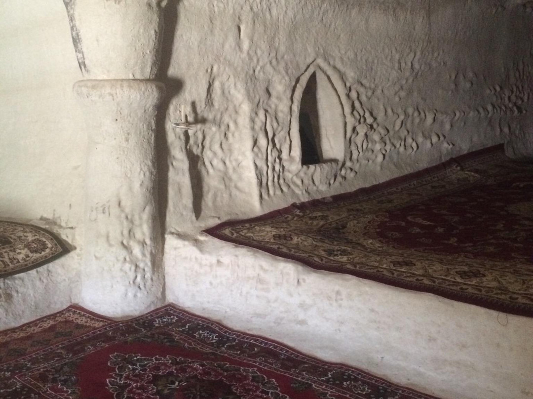 Cave-Ata Mosque Shakpak-Taushyq必去景点