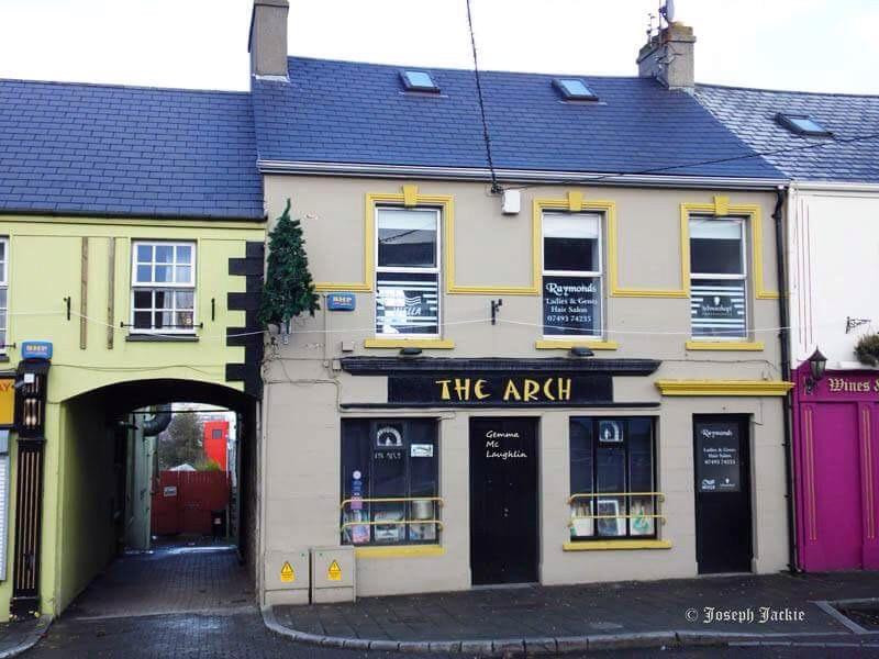 Carndonagh旅游景点-The Arch Inn