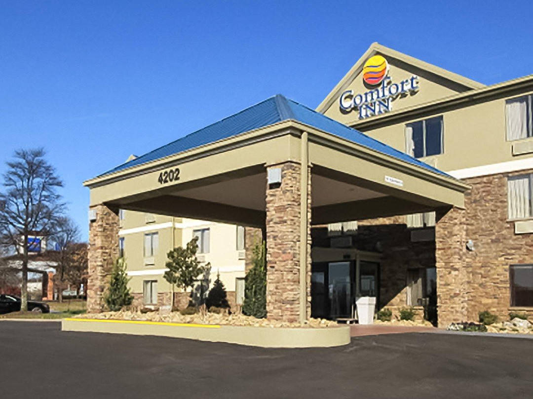 College Grove酒店住宿-Comfort Inn Franklin Highway 96