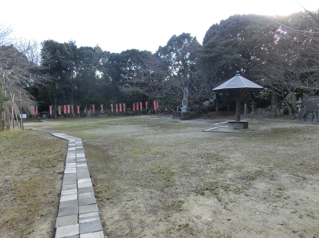 Siroyama Park (Sakabe Castle Ruin)景点图片