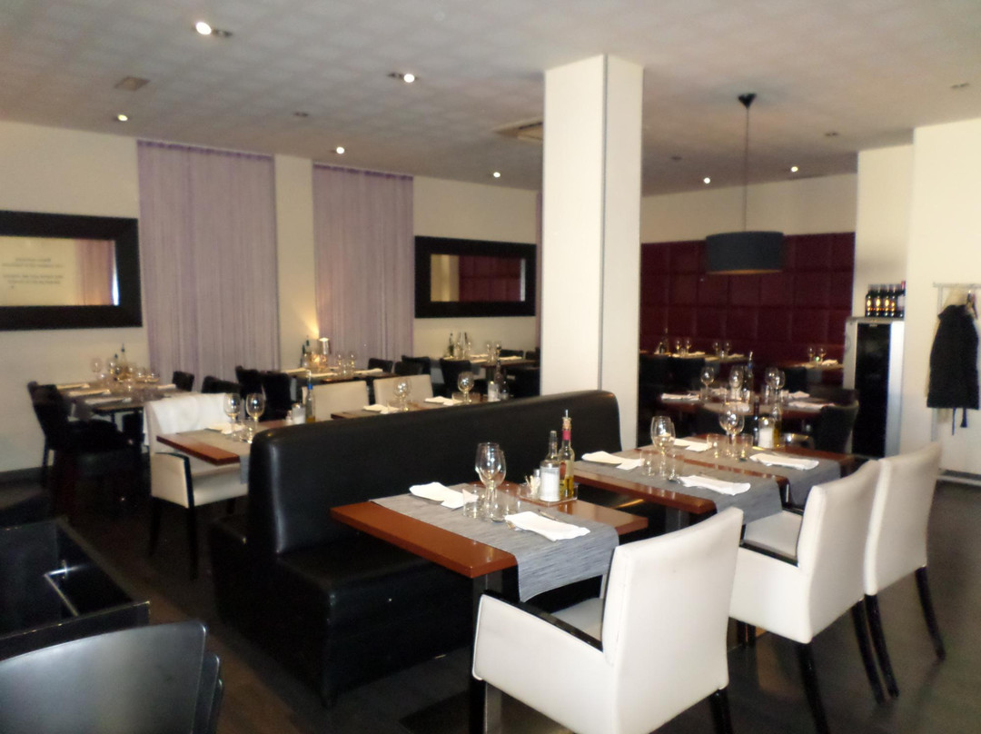 桑塔克罗玛镇餐馆和美食-Milano Restaurant