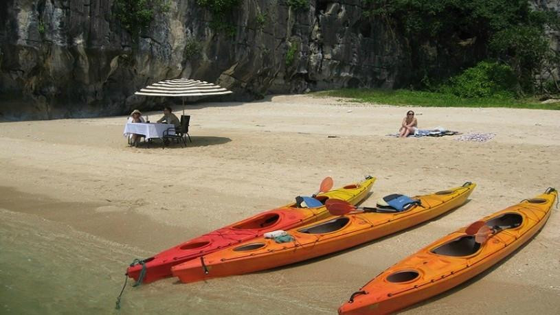Bai Tu Long Bay Cruise - Day Cruise景点图片