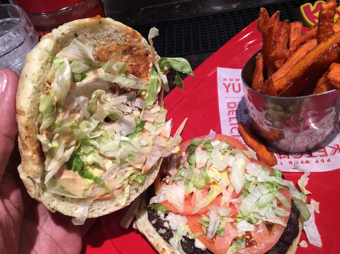Red Robin Gourmet Burgers And Brews