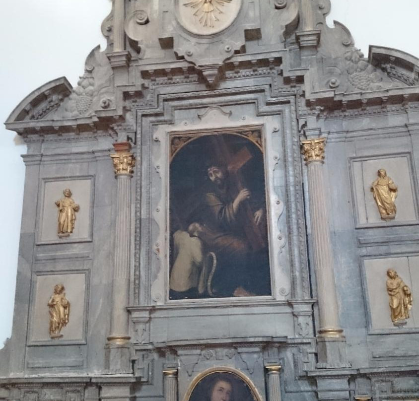 Iglesia de Santiago景点图片