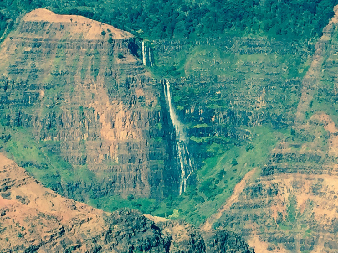 Waipo’o Falls-威美亚必去景点