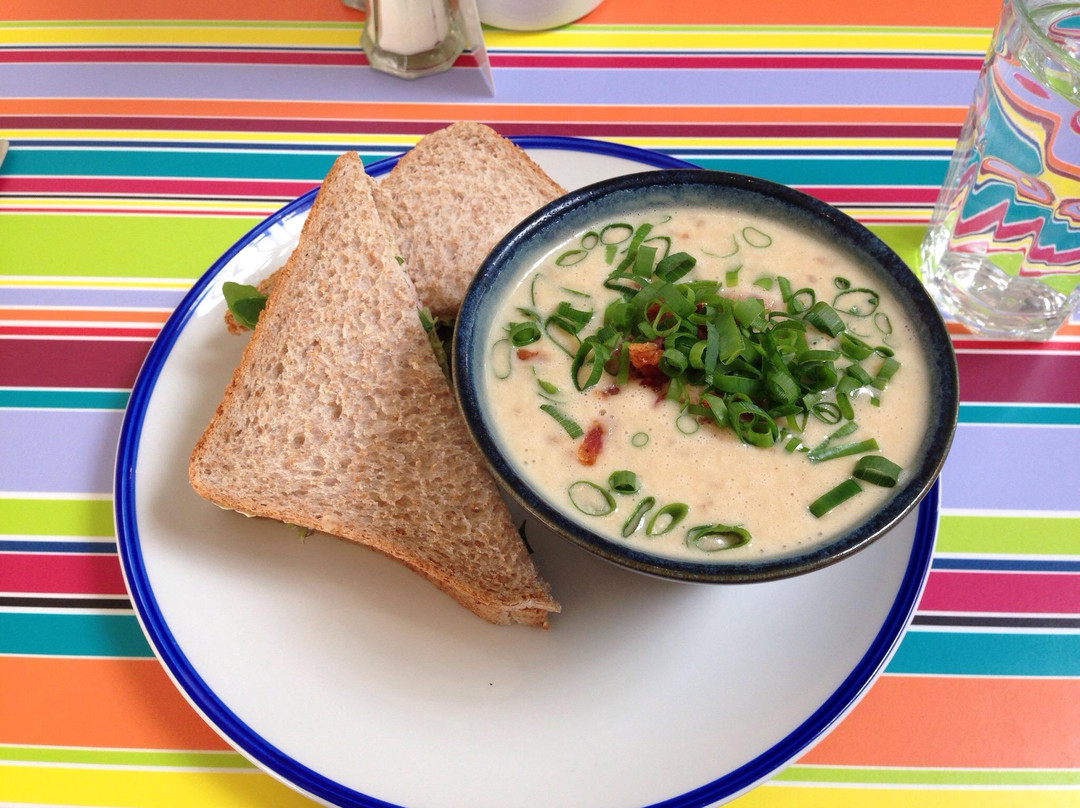 Kitchen And Bean Cafe