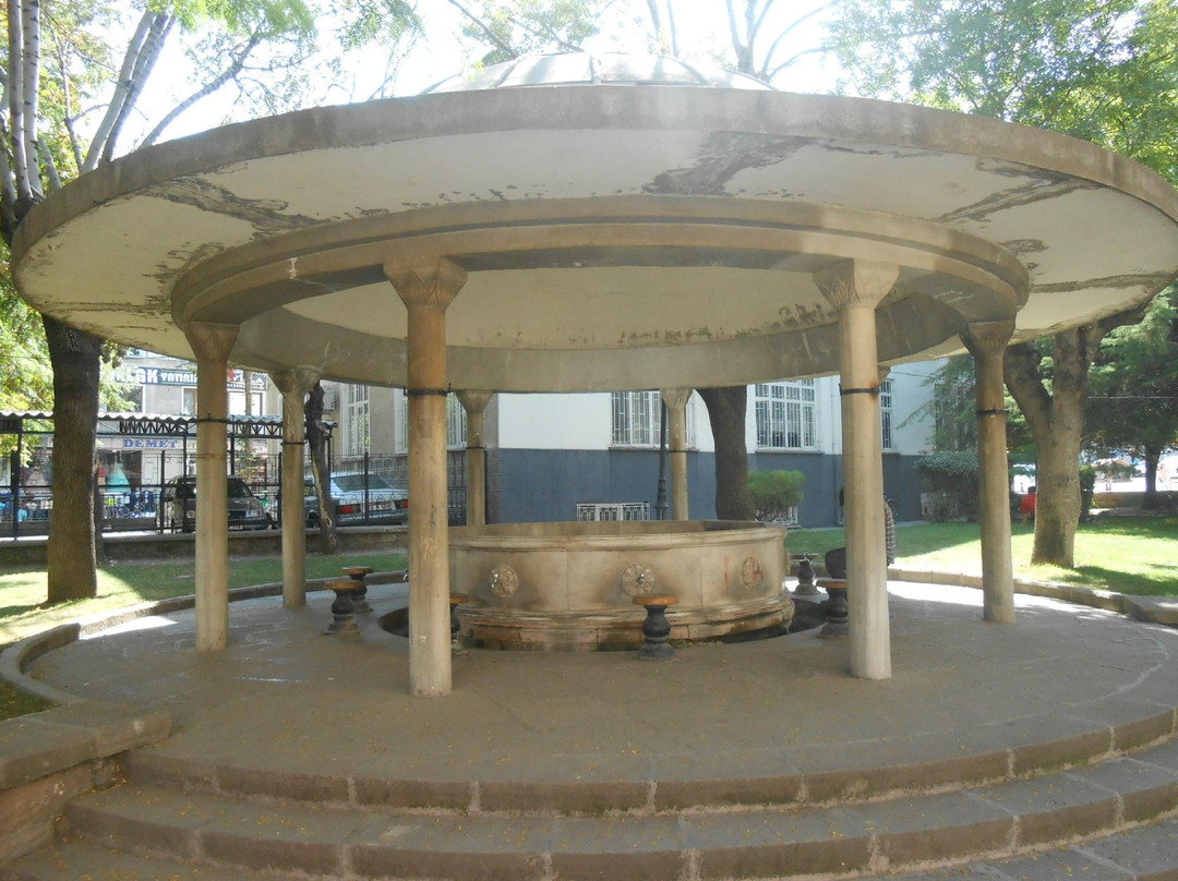 Iplikci Camii-阿克谢希尔必去景点