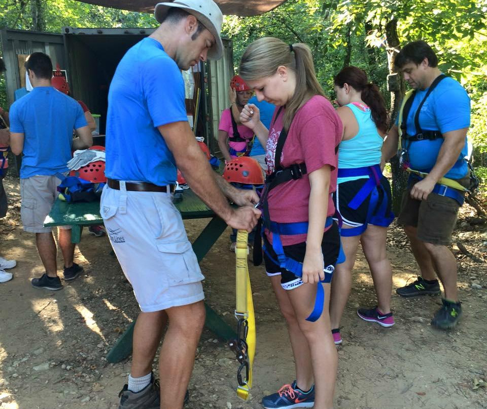 Zip Lines at Ouachita Bend-温泉城必去景点