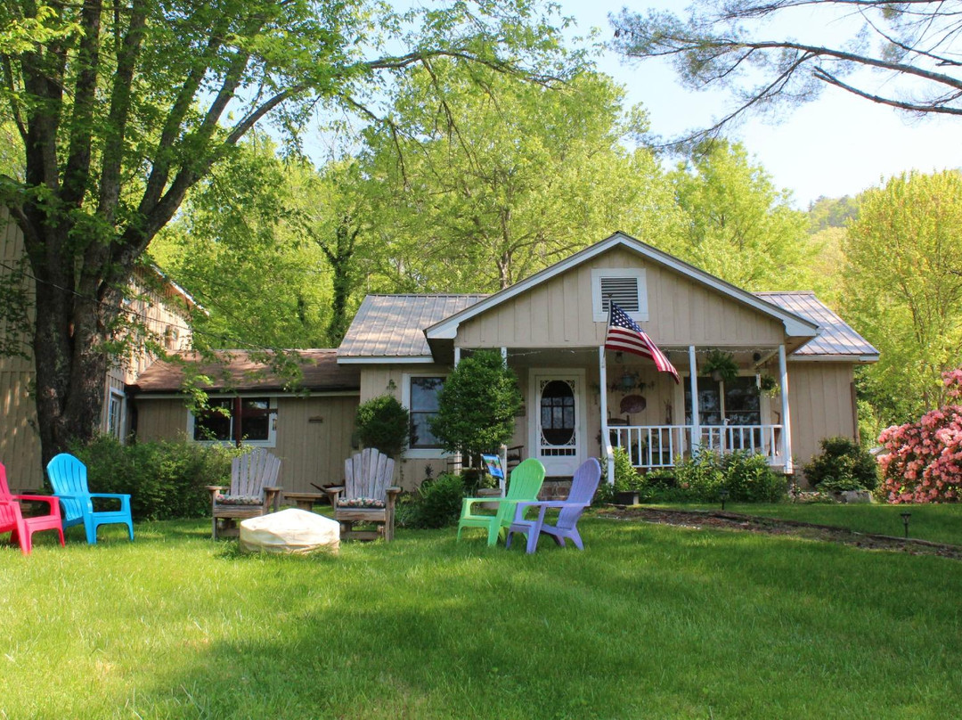 Hiawassee酒店住宿-Henson Cove Place B&B