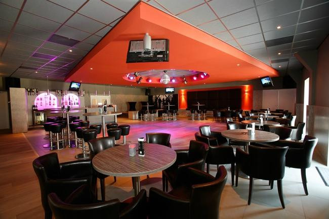 Wadenoijen餐馆和美食-Brasserie Nu